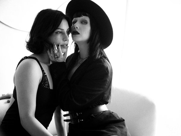 Démaquillant pour cheveux : retrouver votre couleur naturellement